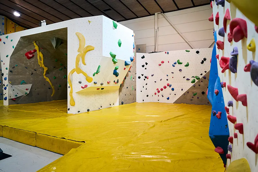 Blick auf Kletterhalle
